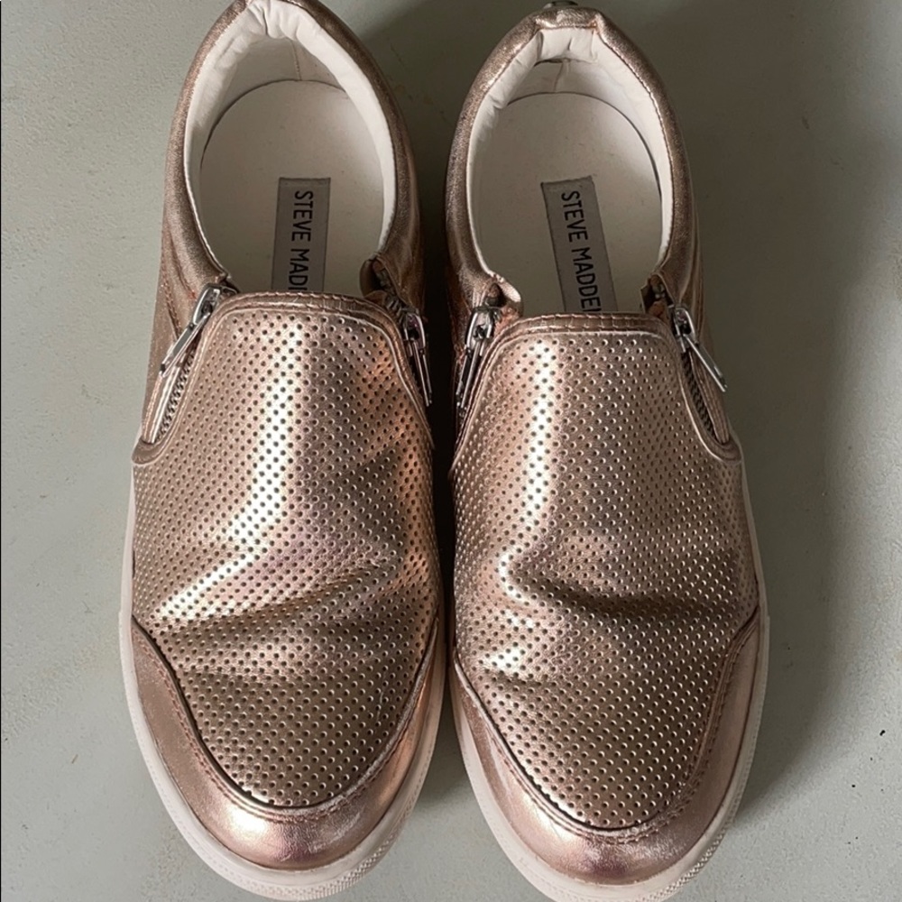 Steve Madden Sneakers